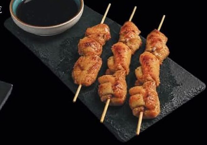 Brochettes de poulet laquées